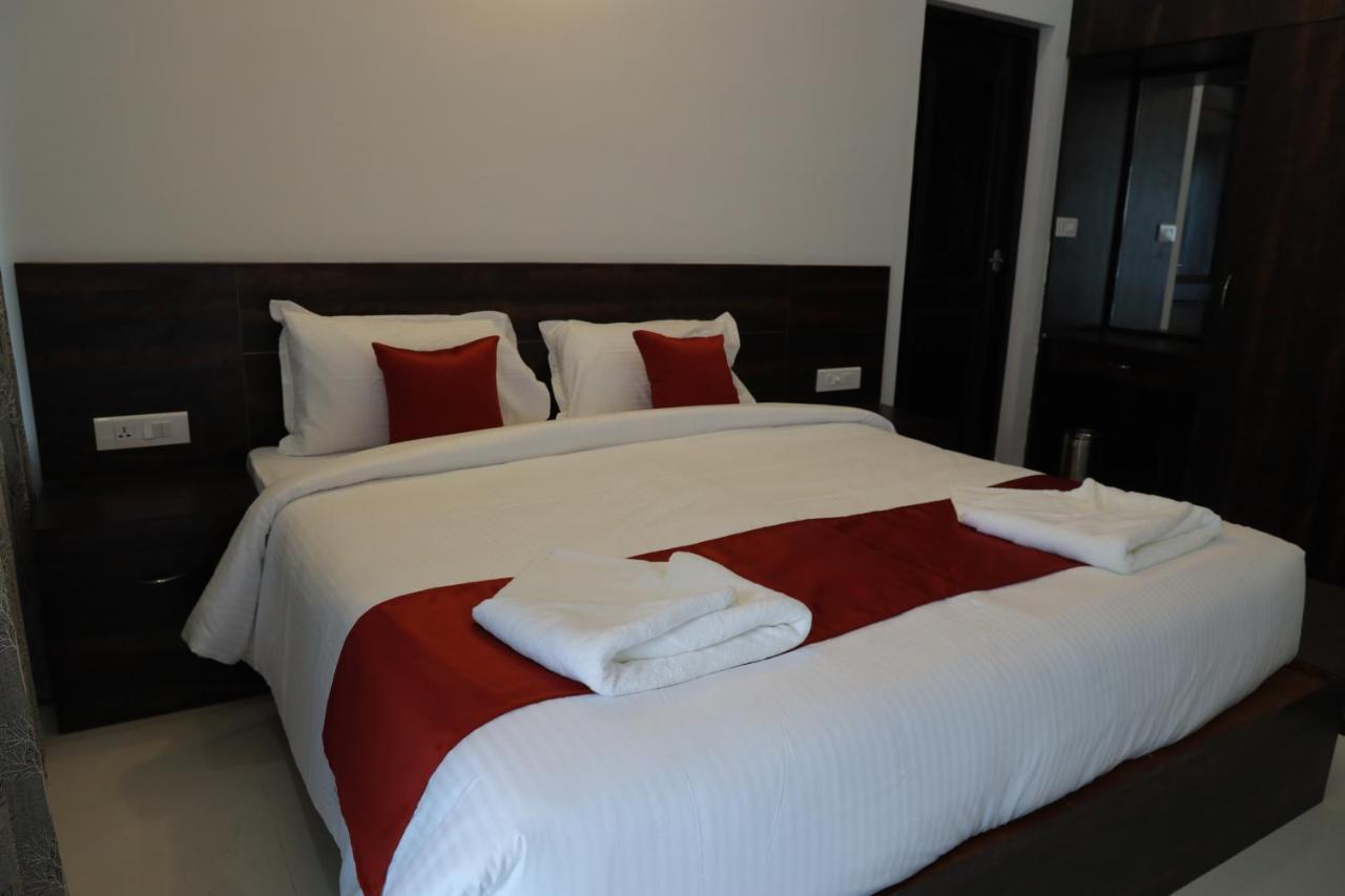 Haritha Homestay Мунар Екстериор снимка