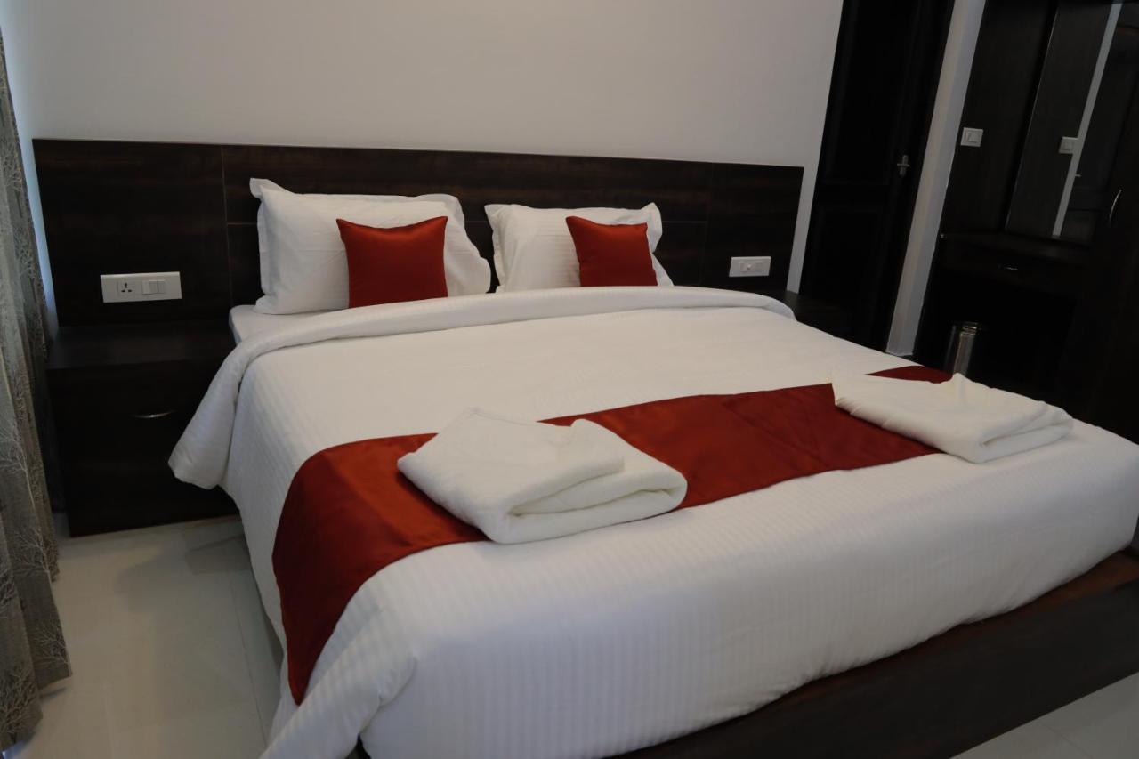 Haritha Homestay Мунар Екстериор снимка