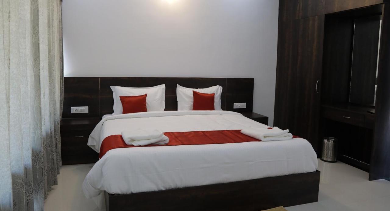 Haritha Homestay Мунар Екстериор снимка
